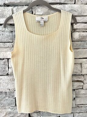 100% Silk Minimalist Ribbed Knit Sweater  Tank Ivory Size M 90’s Chic